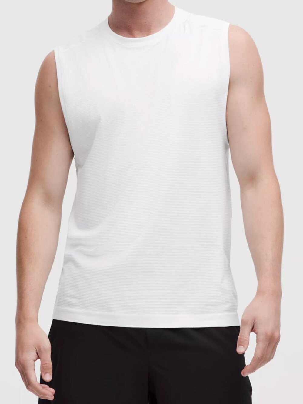 Lululemon Metal Vent Tech Sleeveless Shirt – Men’s XL/TG